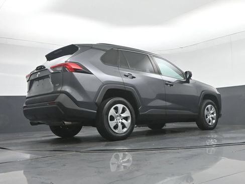 Used 2021 Toyota RAV4 LE FWD image 51