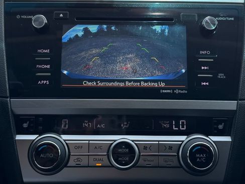 Used 2015 Subaru Legacy 2.5i Limited AWD/4WD image 19