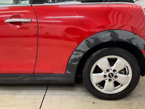 Used 2015 MINI Cooper 2-Door Hardtop FWD image 6