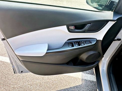 Used 2023 Hyundai Kona SEL w/ Cargo Package FWD image 20