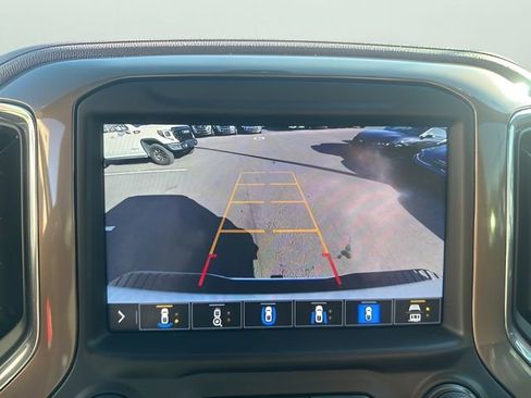 Used 2023 Chevrolet Silverado 2500 High Country image 37