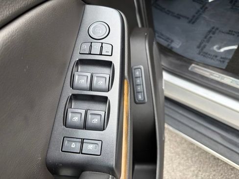 Used 2017 GMC Yukon Denali w/ Open Road Package AWD/4WD image 16