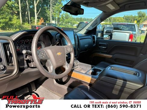 Used 2015 Chevrolet Silverado 1500 LTZ AWD/4WD image 12