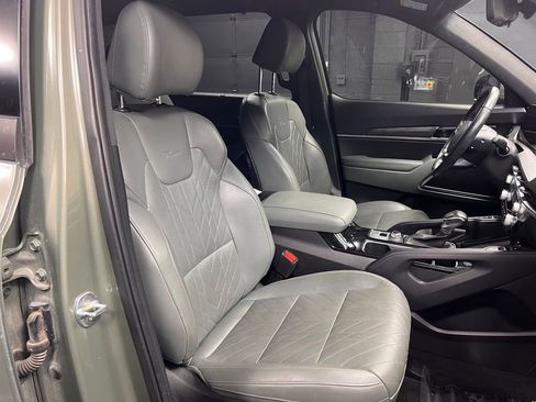 Used 2023 Kia Telluride SX Prestige X-Pro AWD/4WD image 4