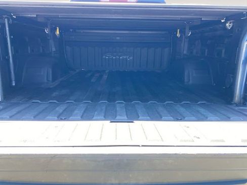 Used 2019 GMC Sierra 1500 AT4 w/ AT4 Premium Package AWD/4WD image 32
