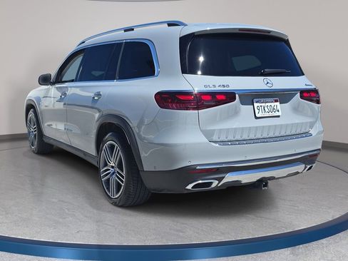 Used 2025 Mercedes-Benz GLS 450 4MATIC image 8