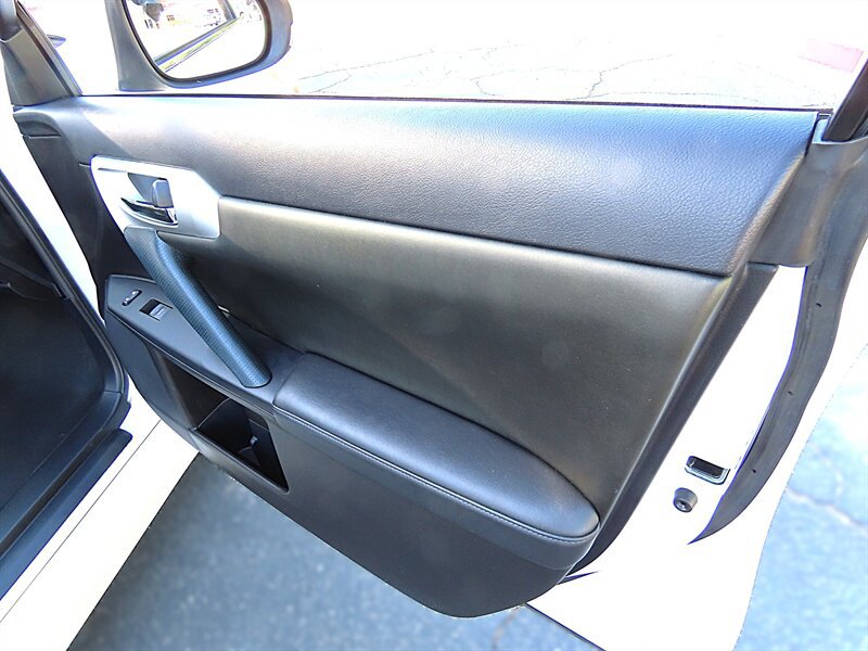 Used 2012 Lexus CT 200h Premium FWD image 26