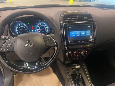New 2025 Mitsubishi Outlander Sport SEL image 18