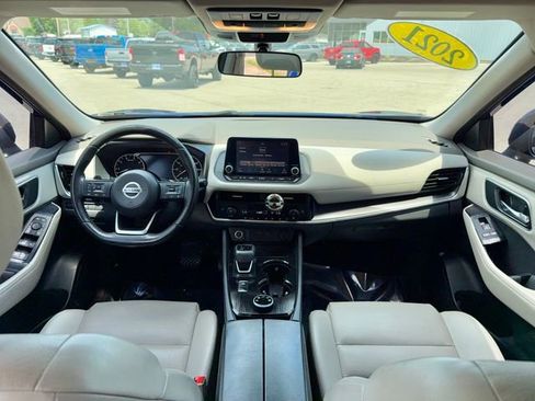 Used 2021 Nissan Rogue SV w/ Premium Package AWD/4WD image 15