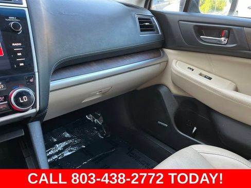 Used 2019 Subaru Outback 2.5i Limited AWD/4WD image 26