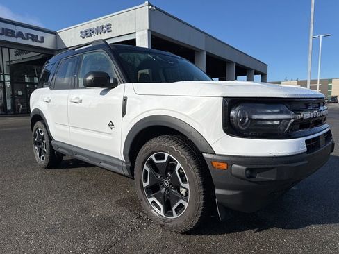 Used 2021 Ford Bronco Sport Outer Banks image 4