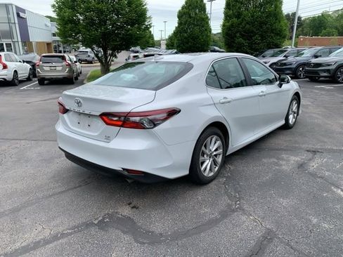 Used 2024 Toyota Camry LE AWD/4WD image 6