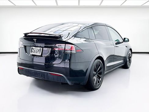 Used 2023 Tesla Model X Standard Range image 4