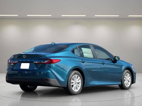 New 2026 Toyota Camry LE image 3