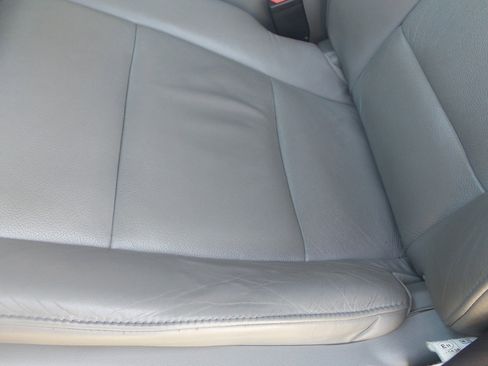 Used 2010 Honda Pilot Touring image 26