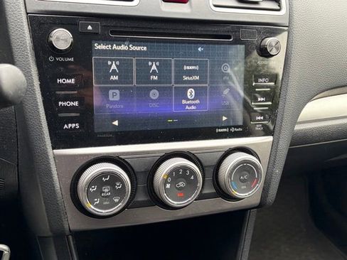 Used 2017 Subaru Crosstrek 2.0i Premium AWD/4WD image 20