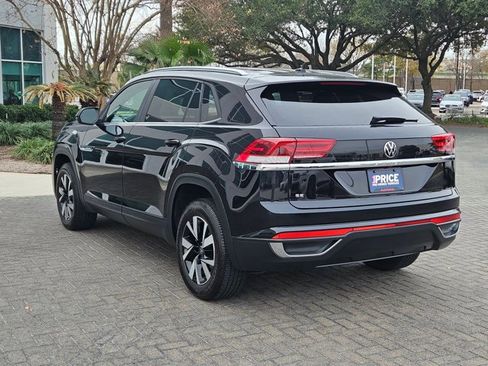 Used 2022 Volkswagen Atlas Cross Sport SE image 8