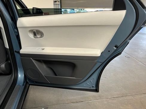 Used 2024 Hyundai Ioniq 5 SE RWD image 15