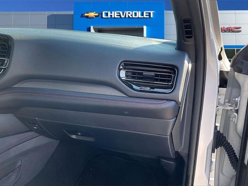 Used 2024 Dodge Durango GT image 27