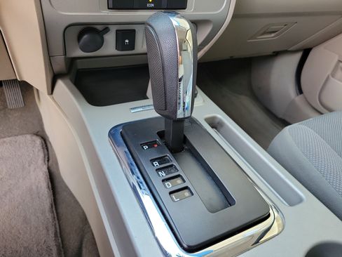 Used 2009 Ford Escape 2WD Hybrid image 19