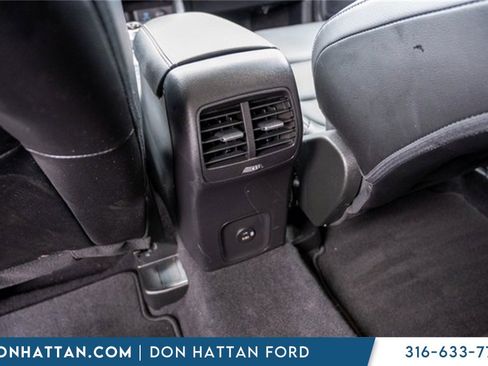 Used 2022 Ford Escape SEL image 24