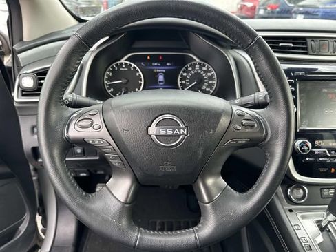 Used 2023 Nissan Murano SV image 27
