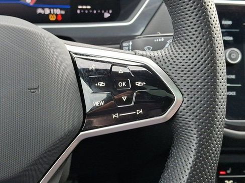 Certified 2024 Volkswagen Tiguan SE R-Line image 26