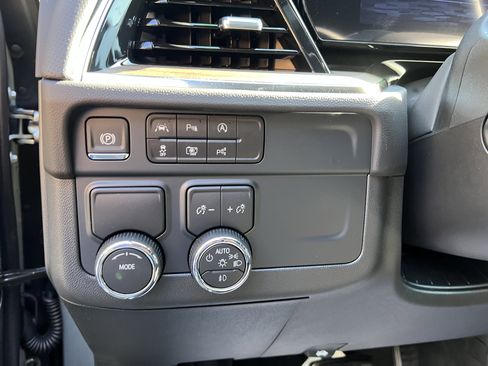 New 2025 Chevrolet Suburban High Country w/ LPO, Get Active Package image 18