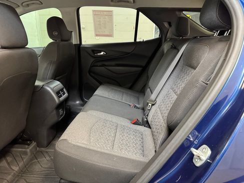 Used 2022 Chevrolet Equinox LT FWD image 18