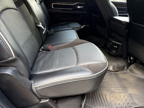 Used 2024 RAM 2500 Laramie w/ Safety Group AWD/4WD image 17