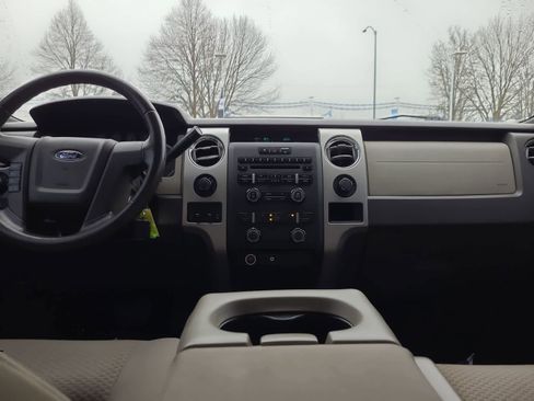 Used 2010 Ford F150 4x4 SuperCrew image 18