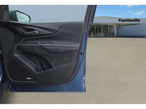 Used 2024 Chevrolet Equinox RS w/ RS Leather Package FWD image 25
