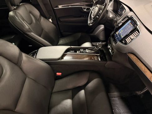 Used 2017 Volvo XC90 T6 Momentum AWD/4WD image 72