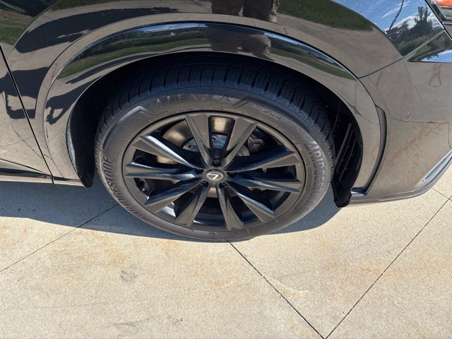 Used 2024 Lexus RX 500h F Sport w/ Convenience Package AWD/4WD image 11