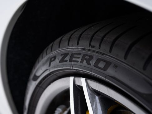 Used 2016 Ferrari California T image 41