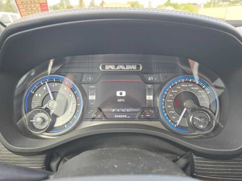 Used 2021 RAM 1500 Limited image 7