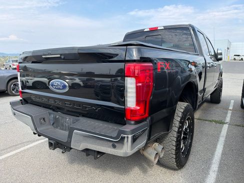 Used 2018 Ford F350 Lariat w/ Lariat Ultimate Package AWD/4WD image 4
