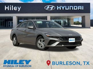 New 2026 Hyundai Elantra SE video 1