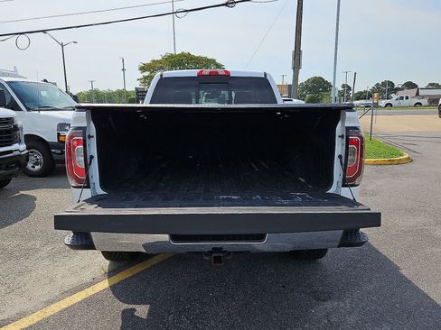 Used 2017 GMC Sierra 1500 SLT AWD/4WD image 30
