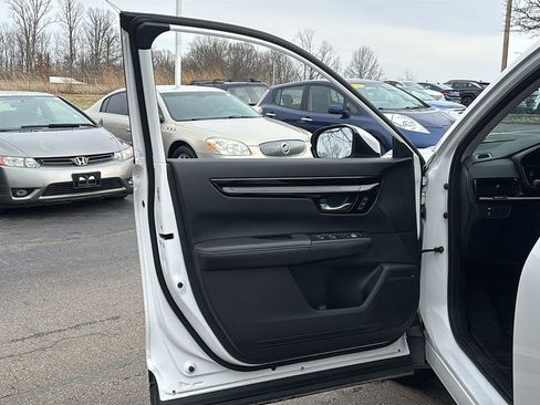 Used 2024 Honda CR-V EX-L image 11