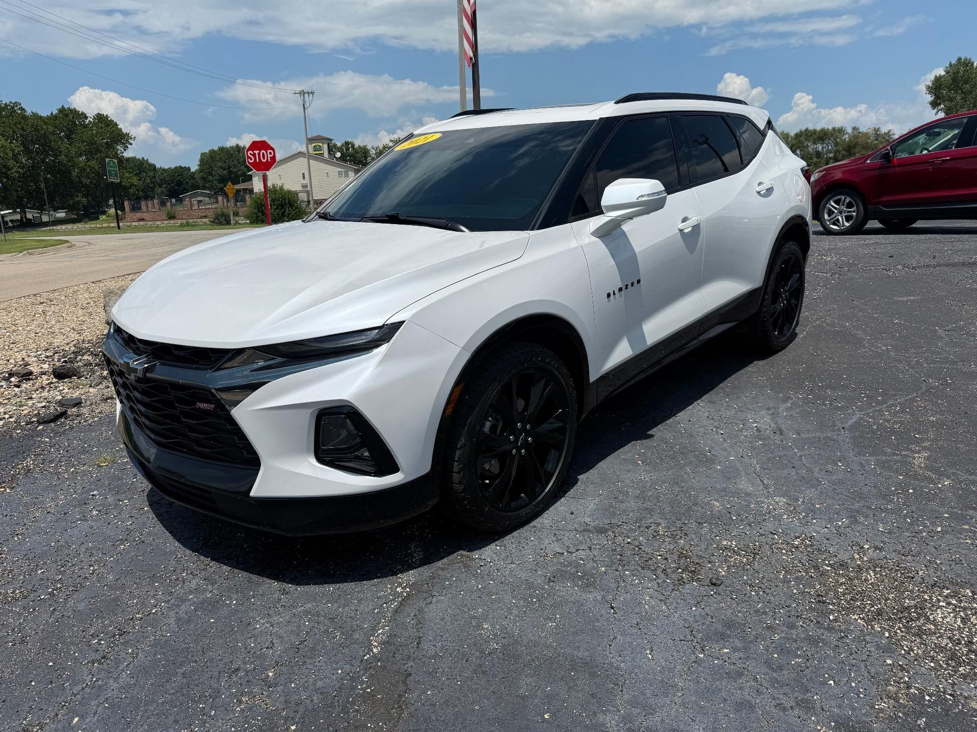 Used 2021 Chevrolet Blazer RS w/ Enhanced Convenience Package FWD image 2
