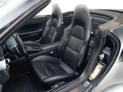 Used 2015 Porsche 911 Turbo S image 5