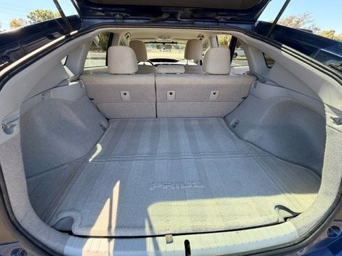 Used 2010 Toyota Prius Two image 9