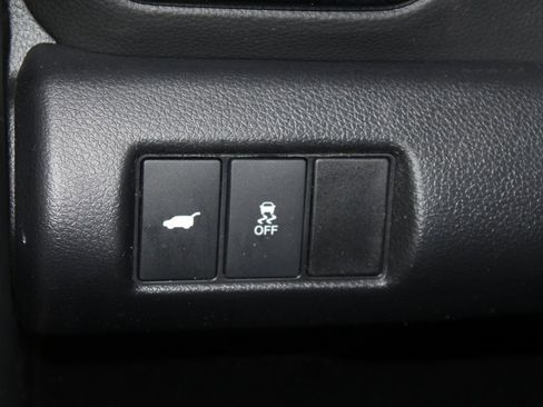 Used 2023 Honda Pilot Touring image 11