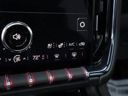 New 2025 GMC Yukon AT4 Ultimate image 43