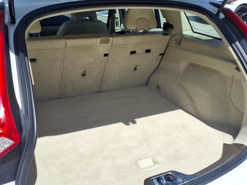 Used 2016 Volvo V60 T5 Premier image 22