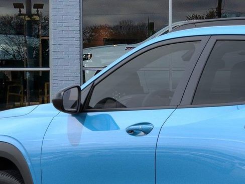 New 2026 Chevrolet Trax RS w/ Sunroof Package FWD image 12