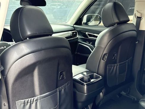 Certified 2024 Kia Telluride S w/ S Sunroof Package image 23