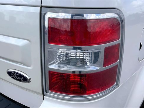 Used 2014 Ford Flex SEL w/ Equipment Group 202A FWD image 30
