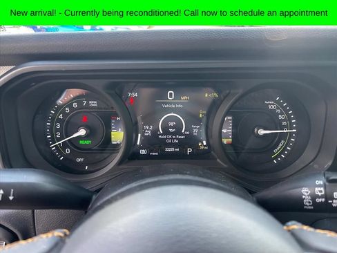 Used 2024 Jeep Wrangler Unlimited AWD/4WD image 14